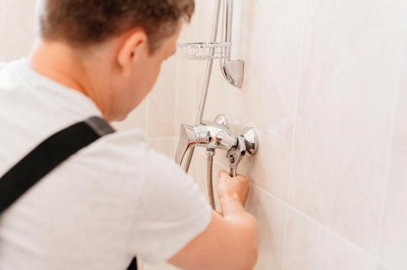 Changer sa robinetterie &eacute;vite bien des fuites et prolonge la dur&eacute;e de vie des installations
